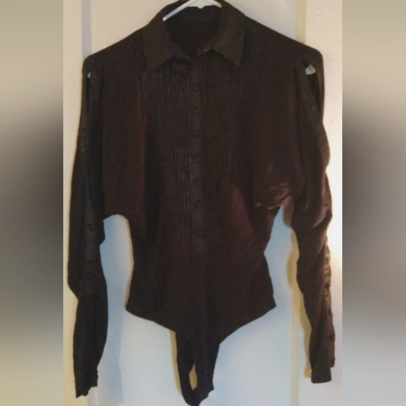 bebe Tops - BEBE Cold shoulder tuxedo style bodysuit.